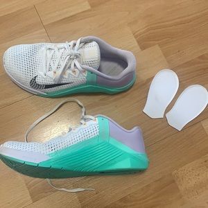 Nike Metcon 6 Training White Green Glow size 8.5